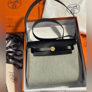 NWT Hermès herbag mini 20 canvas/cowhide ECRU-VERT Moyen/NOIR